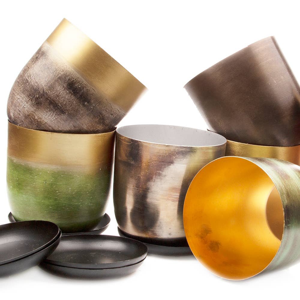 Metal Pot with Drainage Hole Saucer